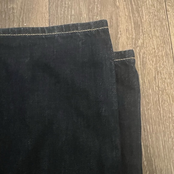 GAP 1969 Standard Taper Fit Jeans - Picture 4 of 9